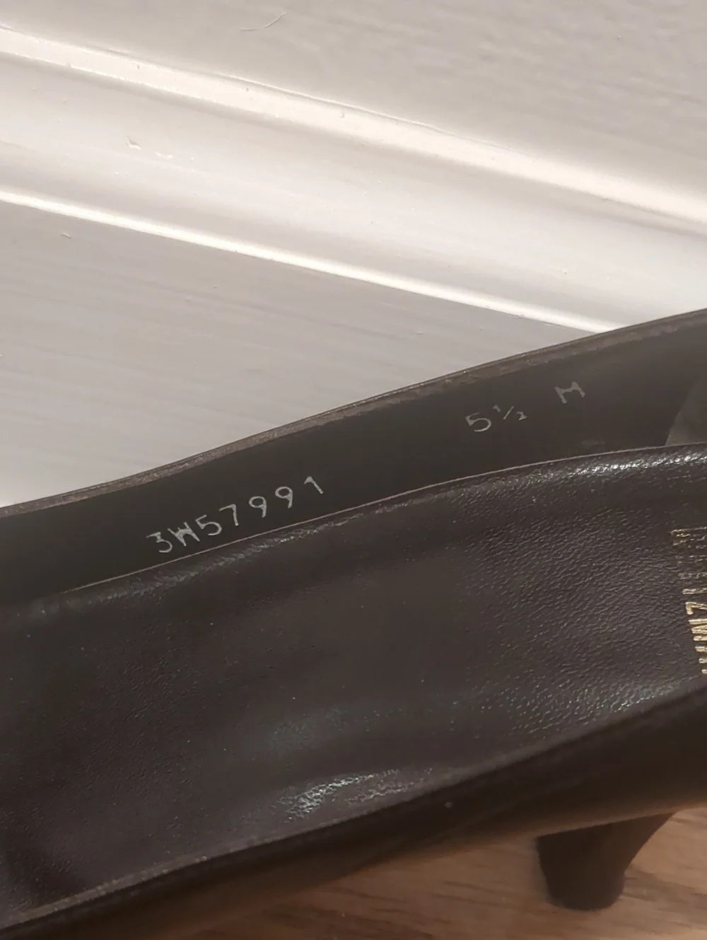 Stuart Weitzman Classic Brown Pointed-Toe Leather Pumps Heel 5.5